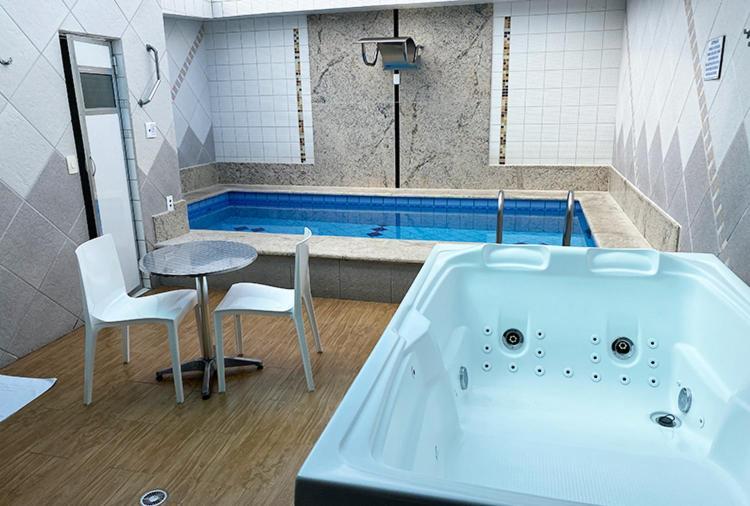 Motel 2000 グアルーリョス エクステリア 写真