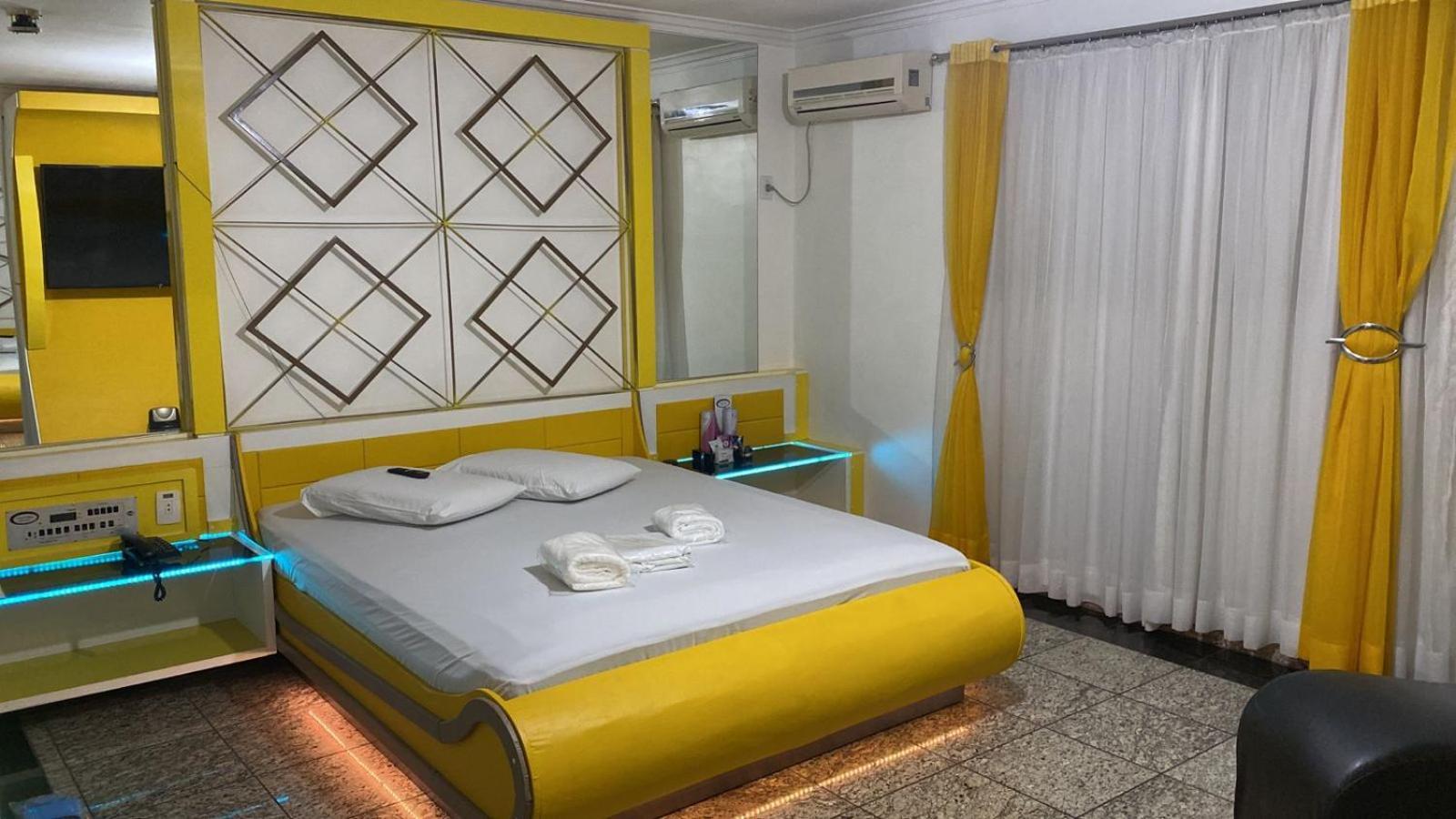 Motel 2000 グアルーリョス 部屋 写真