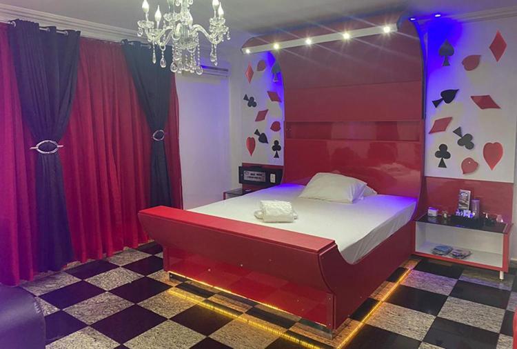 Motel 2000 グアルーリョス 部屋 写真