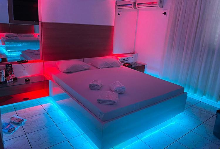 Motel 2000 グアルーリョス 部屋 写真