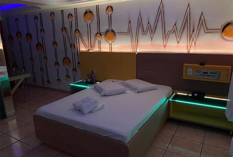 Motel 2000 グアルーリョス 部屋 写真