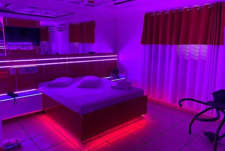 Motel 2000 グアルーリョス 部屋 写真