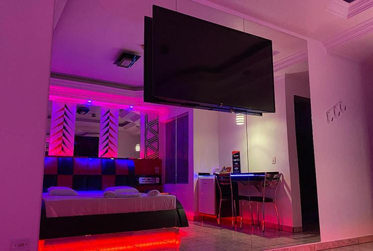 Motel 2000 グアルーリョス 部屋 写真